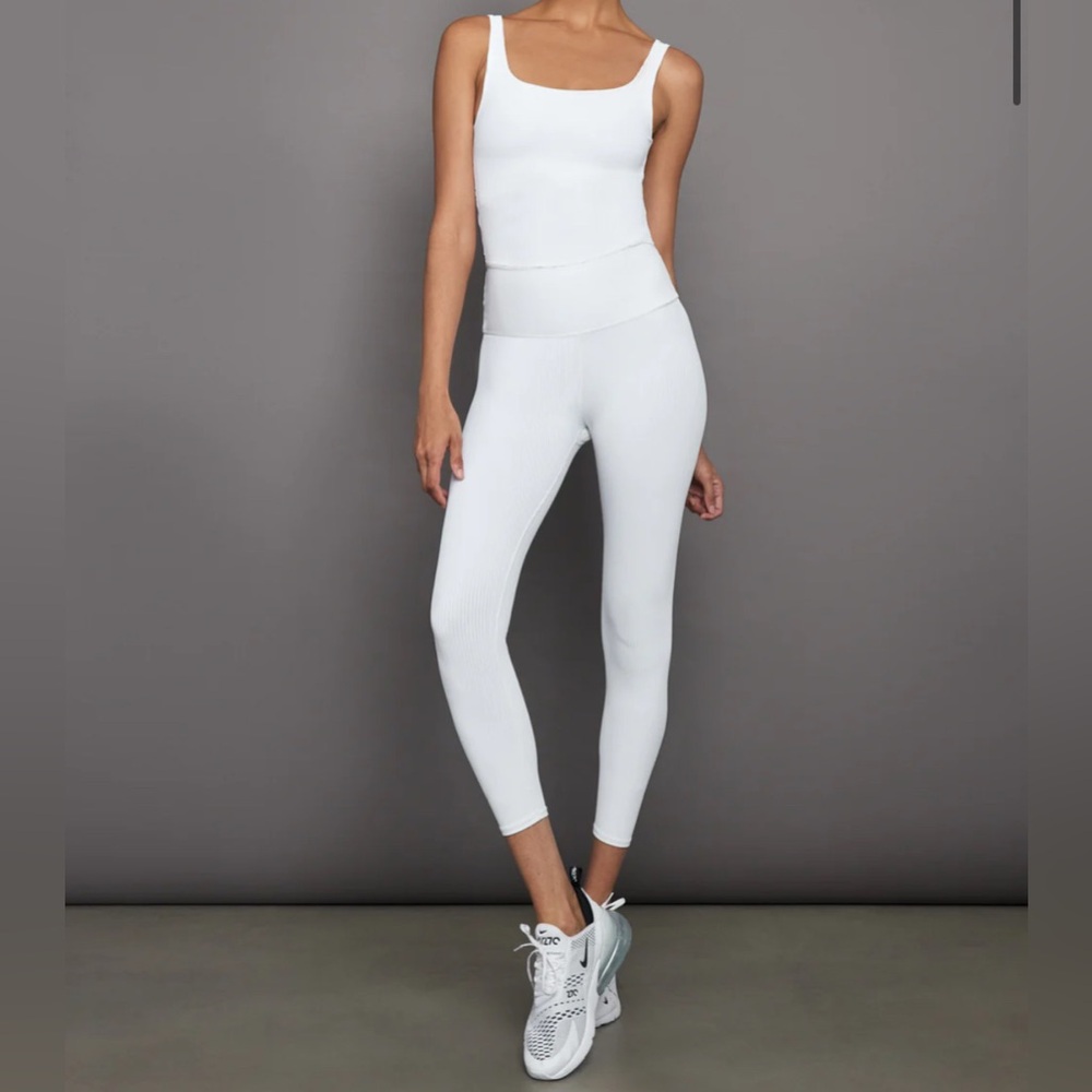 NWT white Carbon 38 ribbed leggings